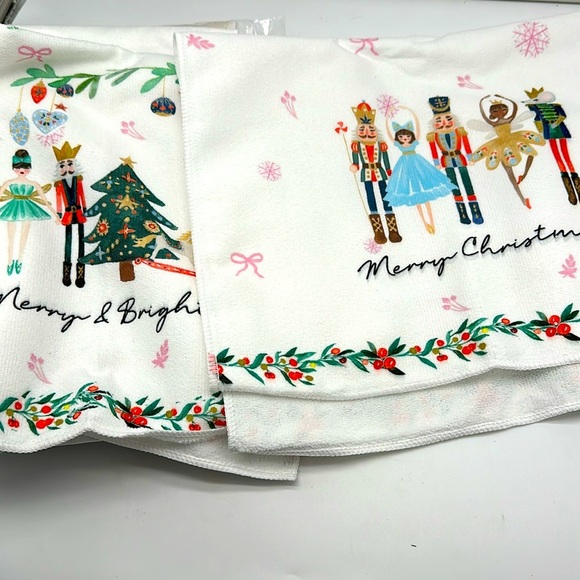 Seven Christmas Assortment of Hand Towels or Kitchen Towels - Picture 3 of 6